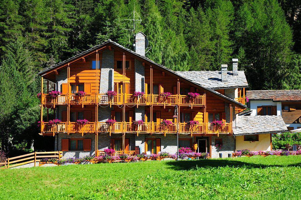 Hotel Le Bouquet - Adults Only Cogne Dış mekan fotoğraf