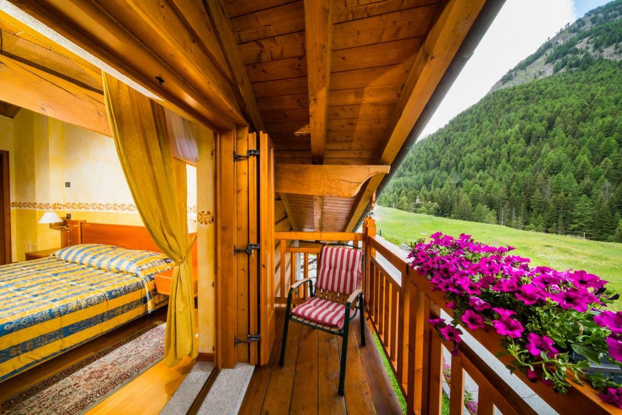 Hotel Le Bouquet - Adults Only Cogne Dış mekan fotoğraf